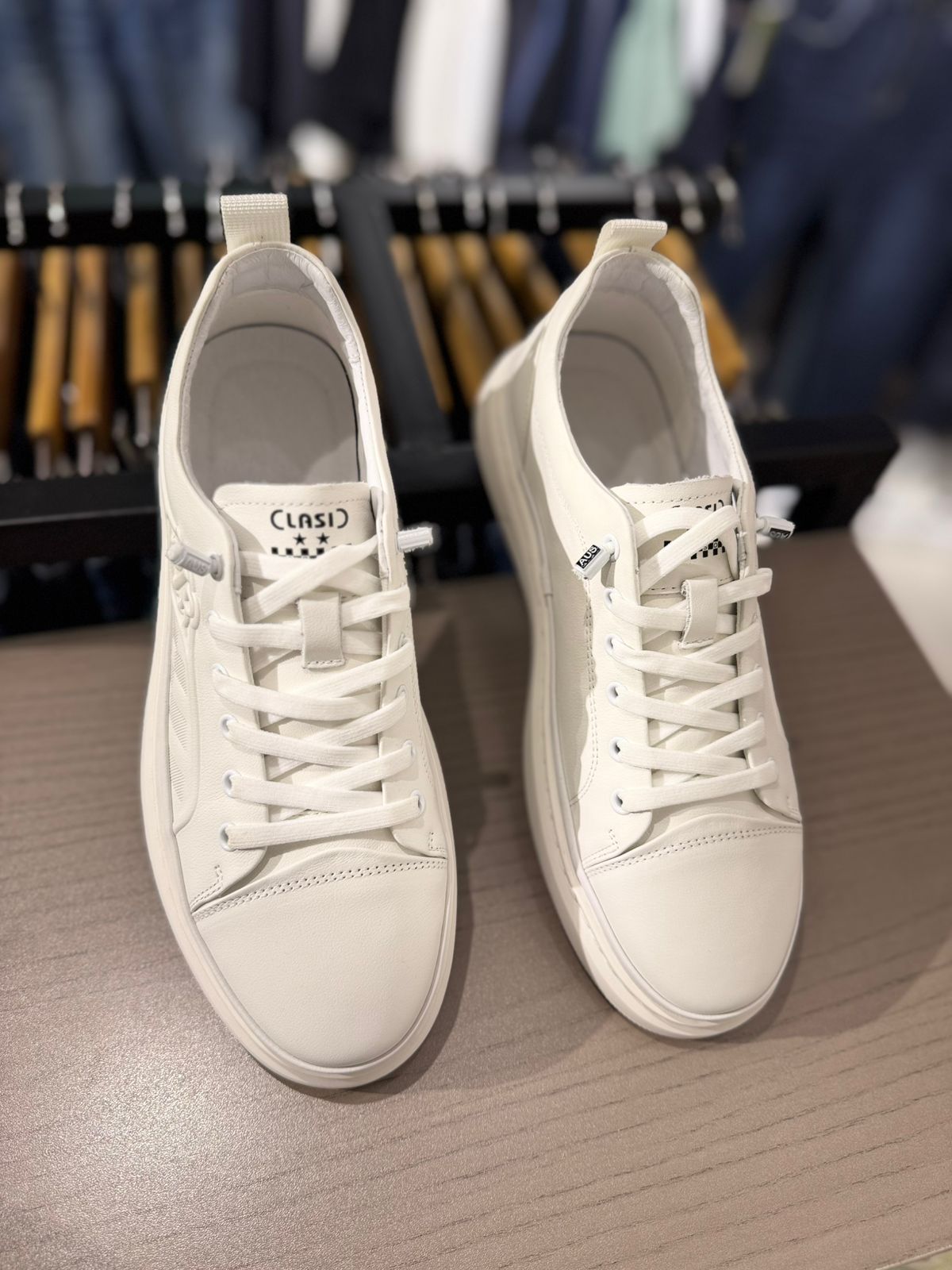 Men’s Classic  Leather Sneakers
