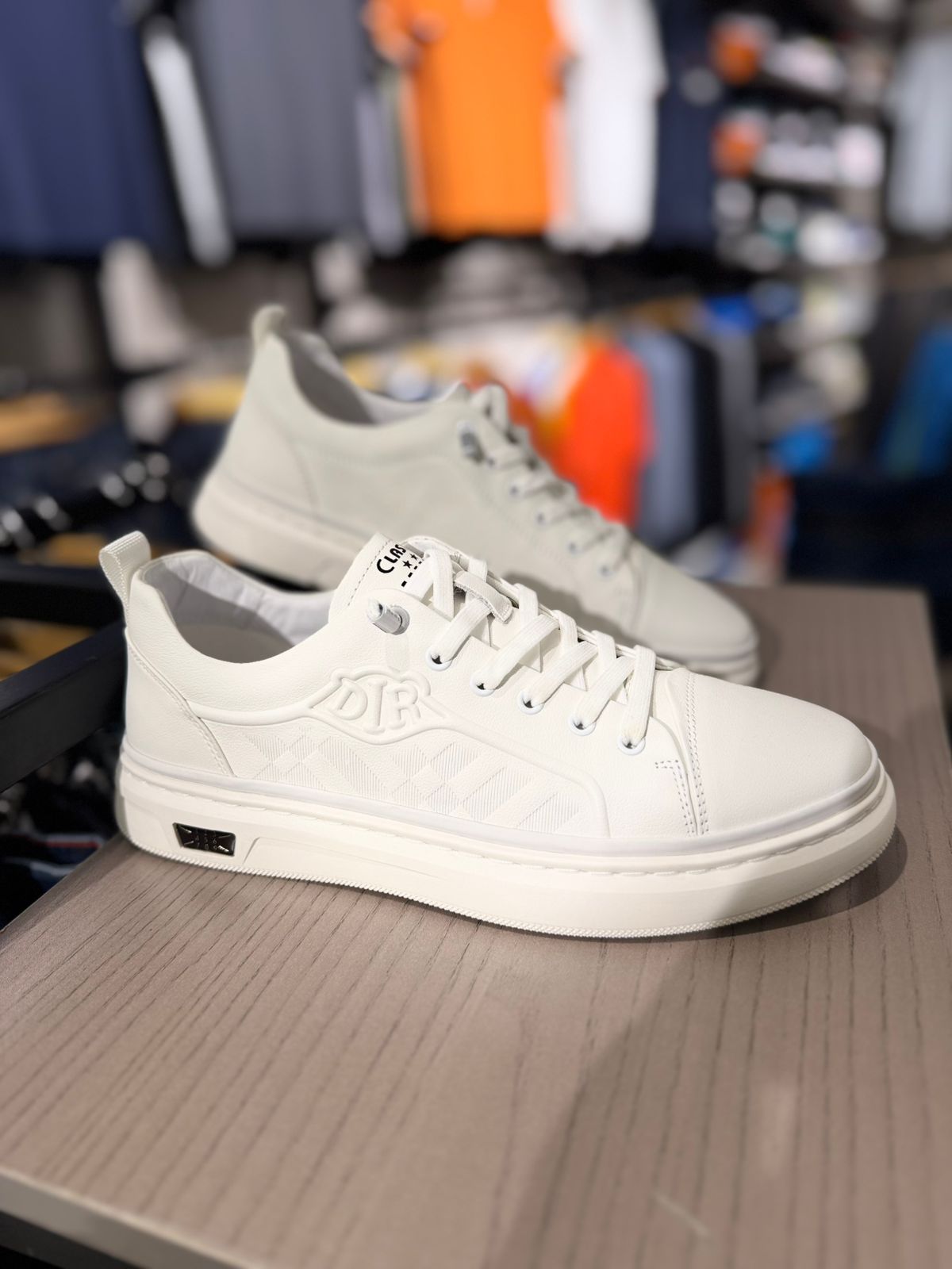 Men’s Classic  Leather Sneakers